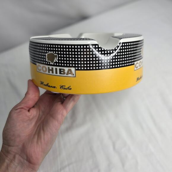 Large Round Ceramic  4 Cigar  Rest Holder Ashtray Black, Yellow White - Picture 7 of 12